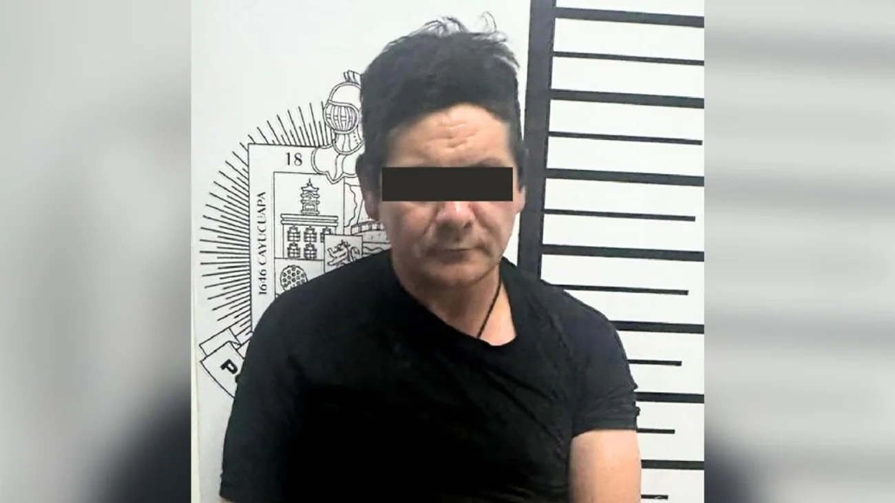 Intenta quitarle bebé a joven en Santiago y es detenido