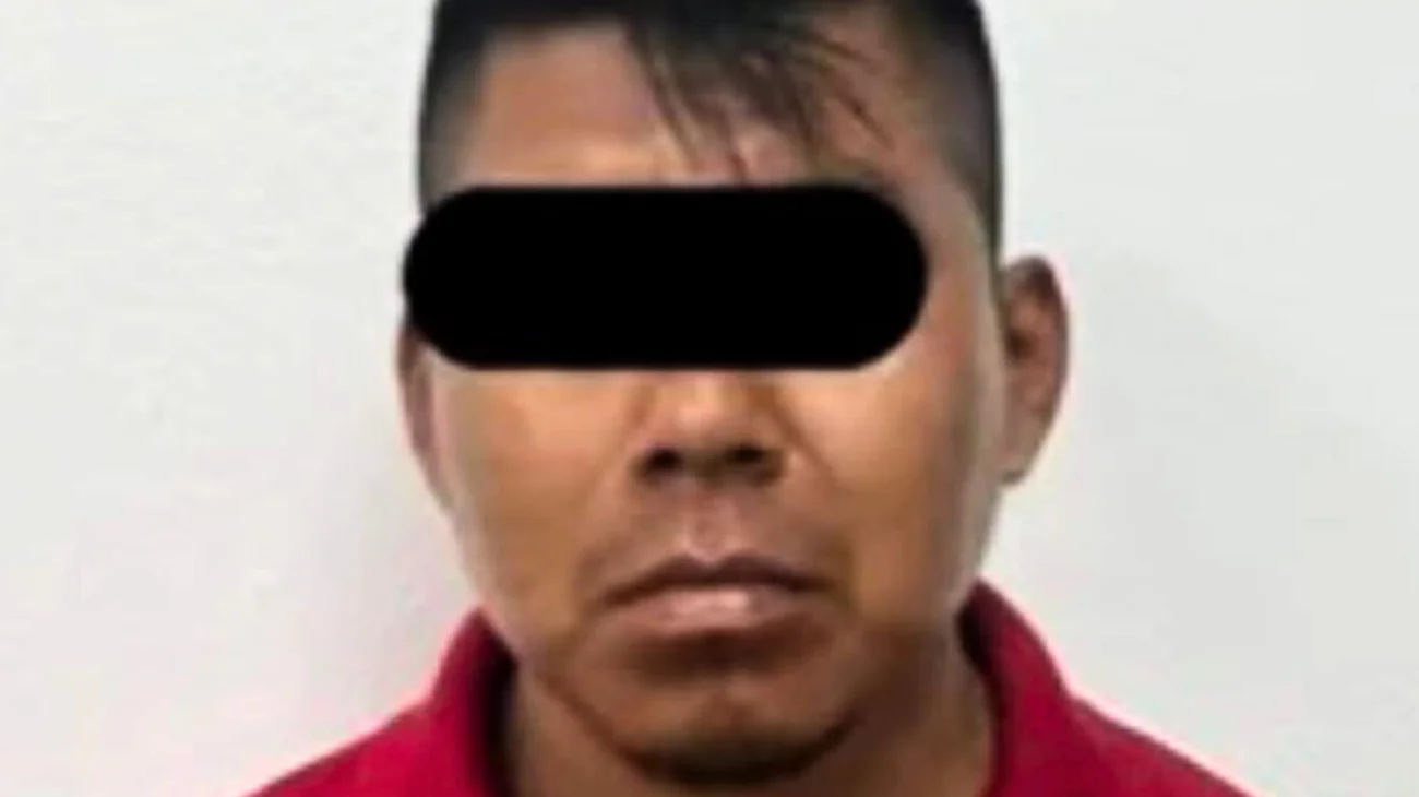 Hombre realiza tocamientos a niña en camión de Escobedo