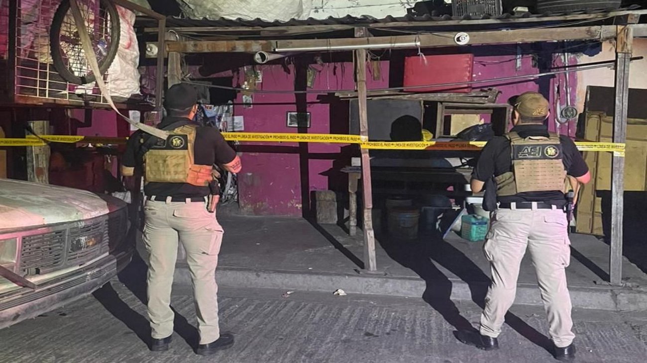 Detienen a tres hombres tras cateo en Monterrey