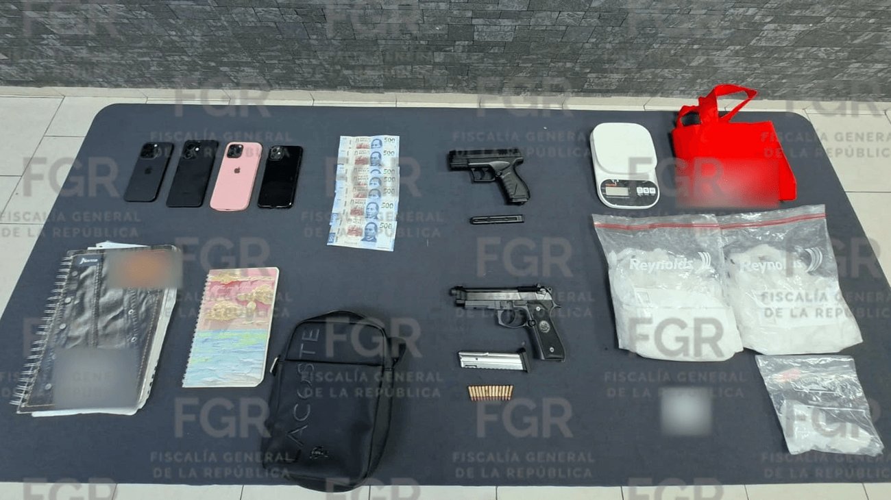 Detienen a dos con metanfetamina y armas en Apodaca