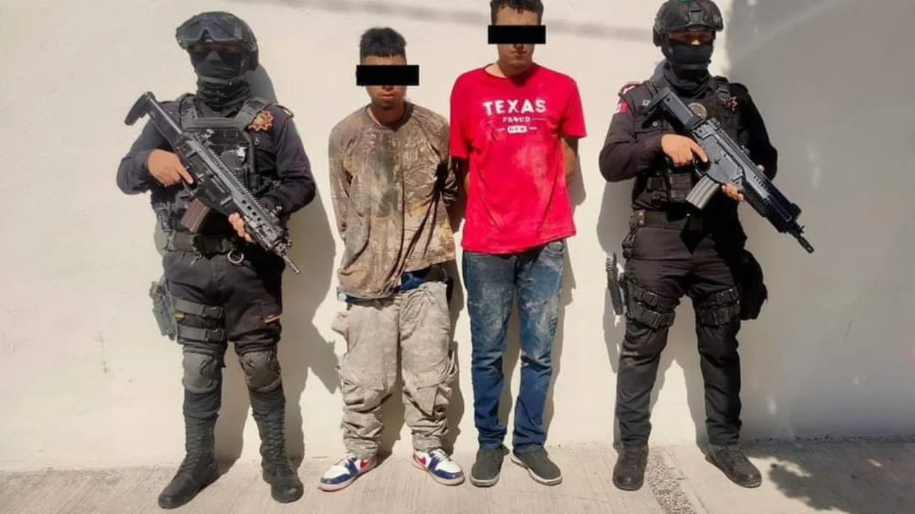 Caen dos hombres tras agredir a policías de Fuerza Civil