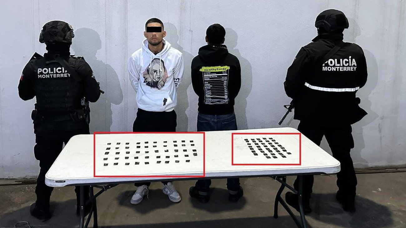 Detienen a dos con 87 dosis de cristal en la colonia Industrial