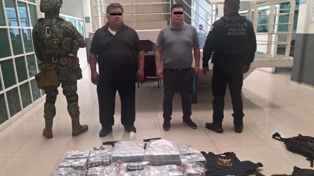 Detienen a hombres con 37 millones de pesos y armas en Edomex