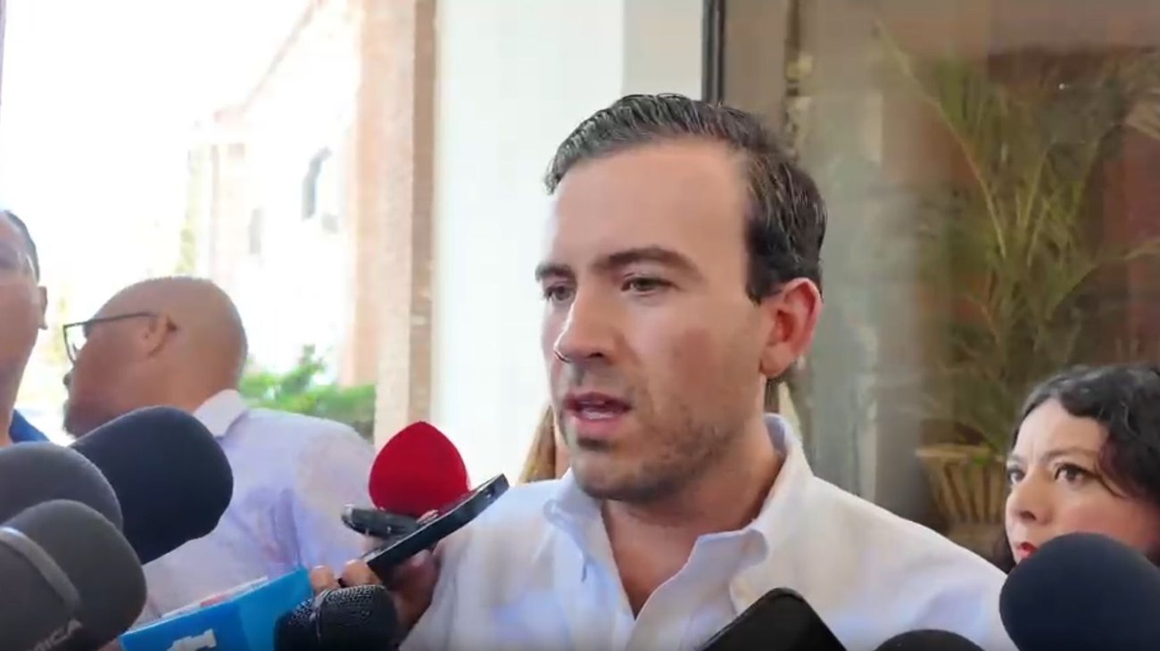Gabriel Elizondo gestiona reunión para atender apagones en Laguna