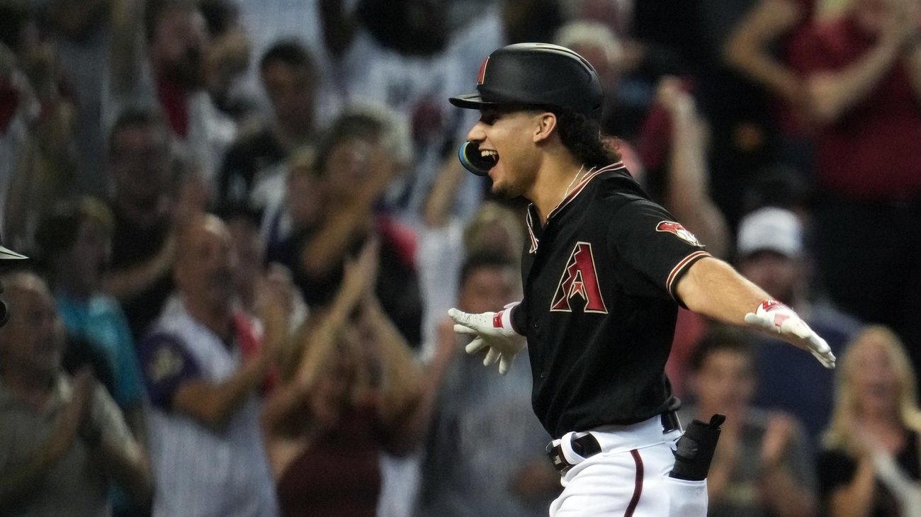 Thomas y Moreno levantan a Diamondbacks para empatar a Filis