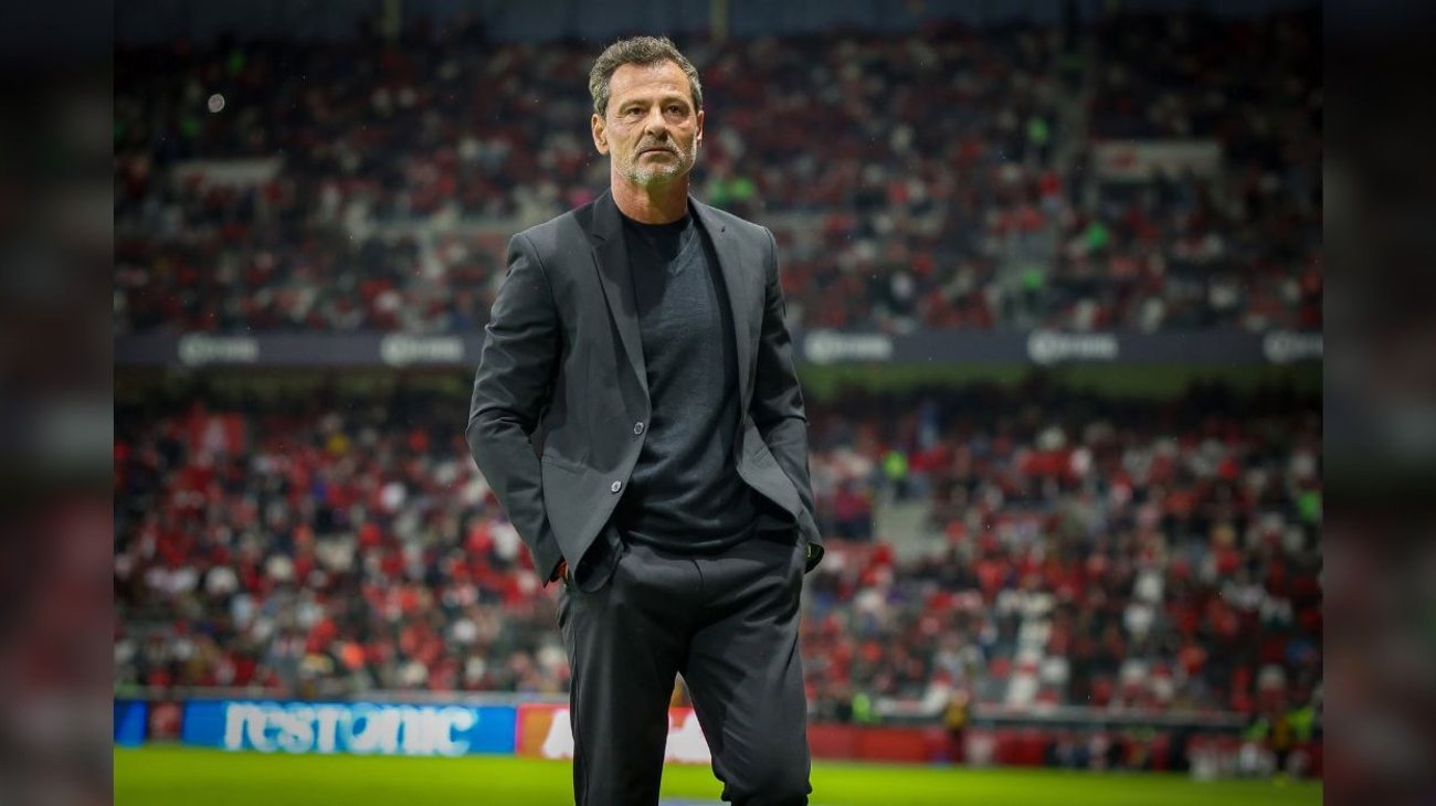 Diego Cocca deja de ser el entrenador del Atlas