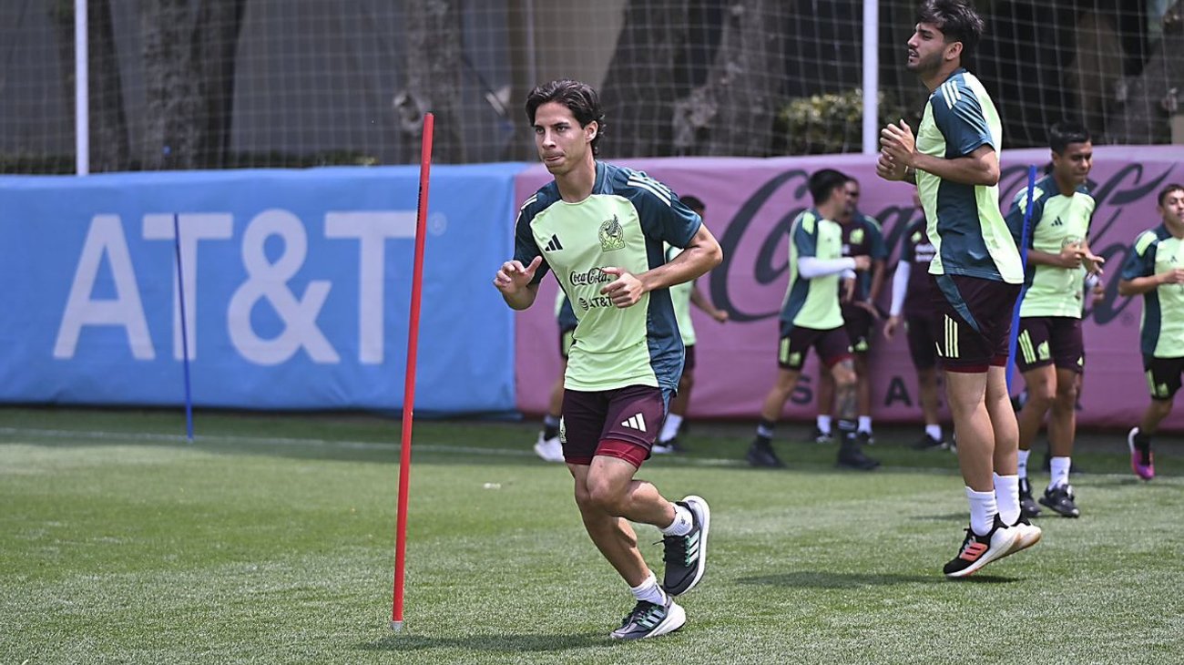 Diego Lainez es baja del Tricolor, no jugará la Copa América