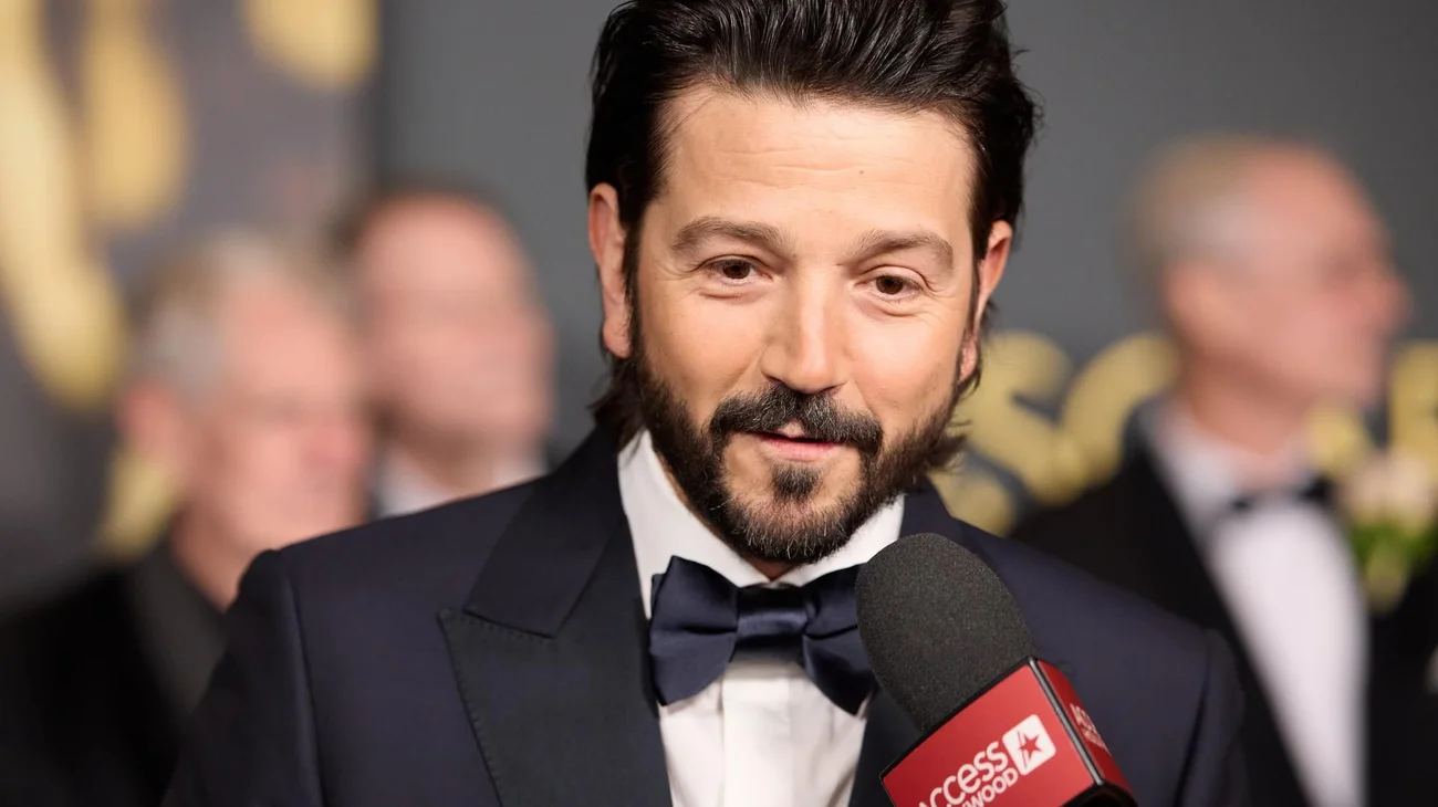 Exhibirán 'El beso de la mujer araña', con Diego Luna, en Suiza