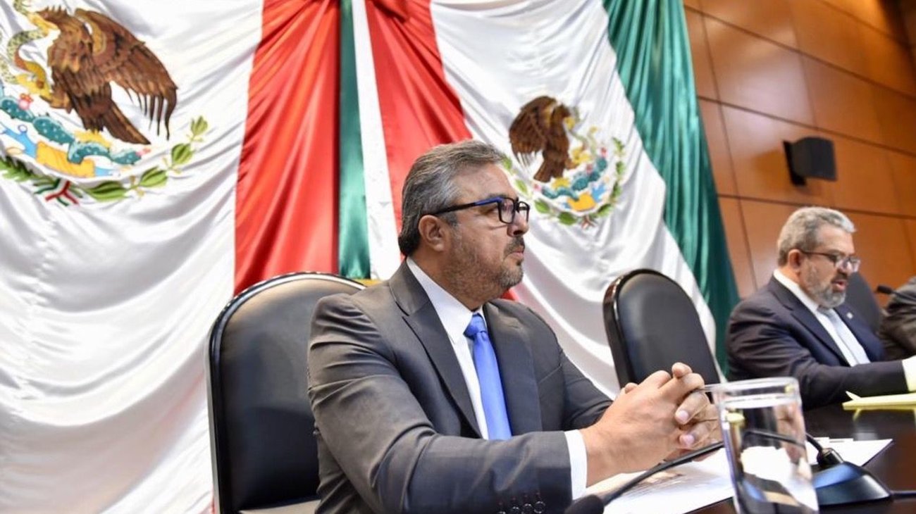 Presenta Víctor Pérez iniciativa para apoyar adultos mayores