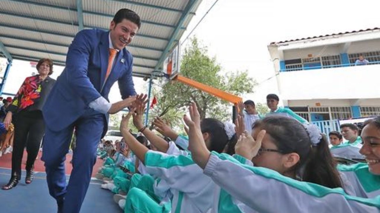 Cierran antes ciclo escolar; 'NL tiene mucho futuro': Samuel