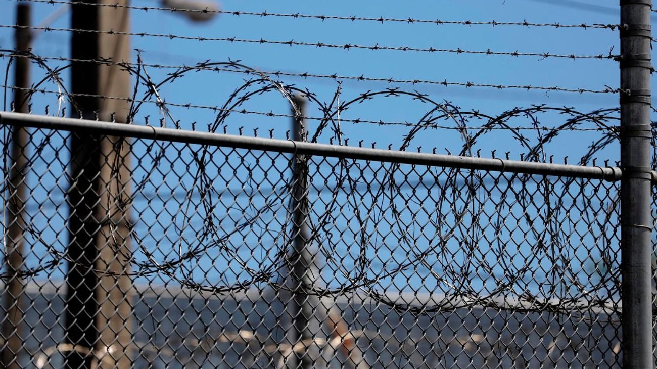 Acusan a madre por muerte de gemelos tras consumir fentanilo