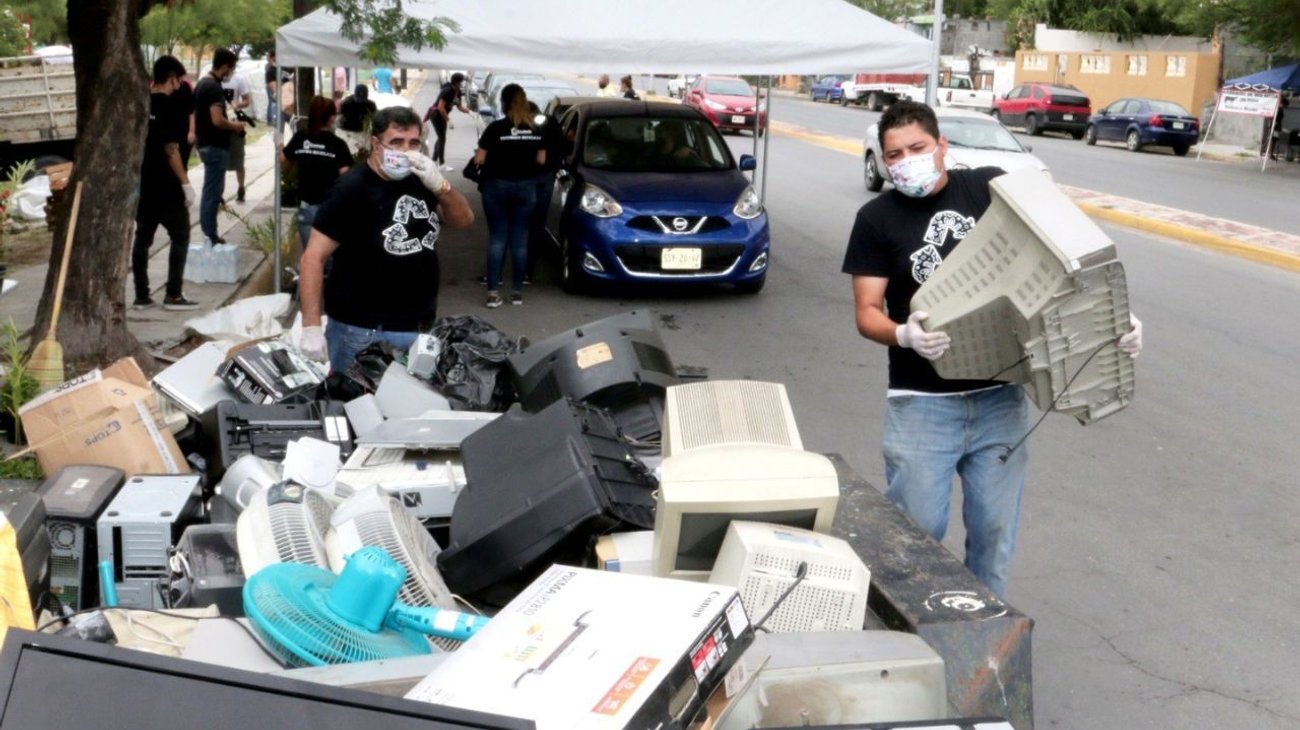Harán drive thru para recibir reciclables en Escobedo