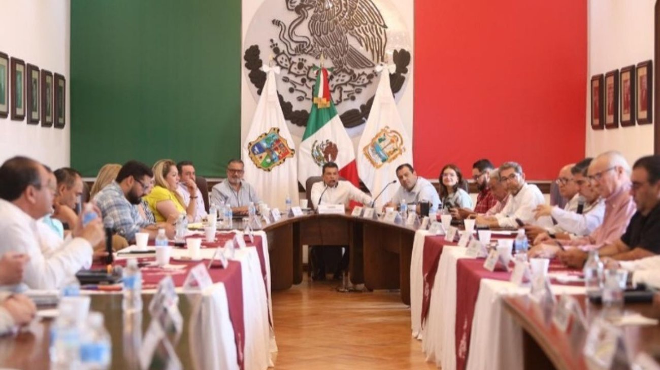 Se reincorpora Eduardo Gattás a sus funciones de alcalde