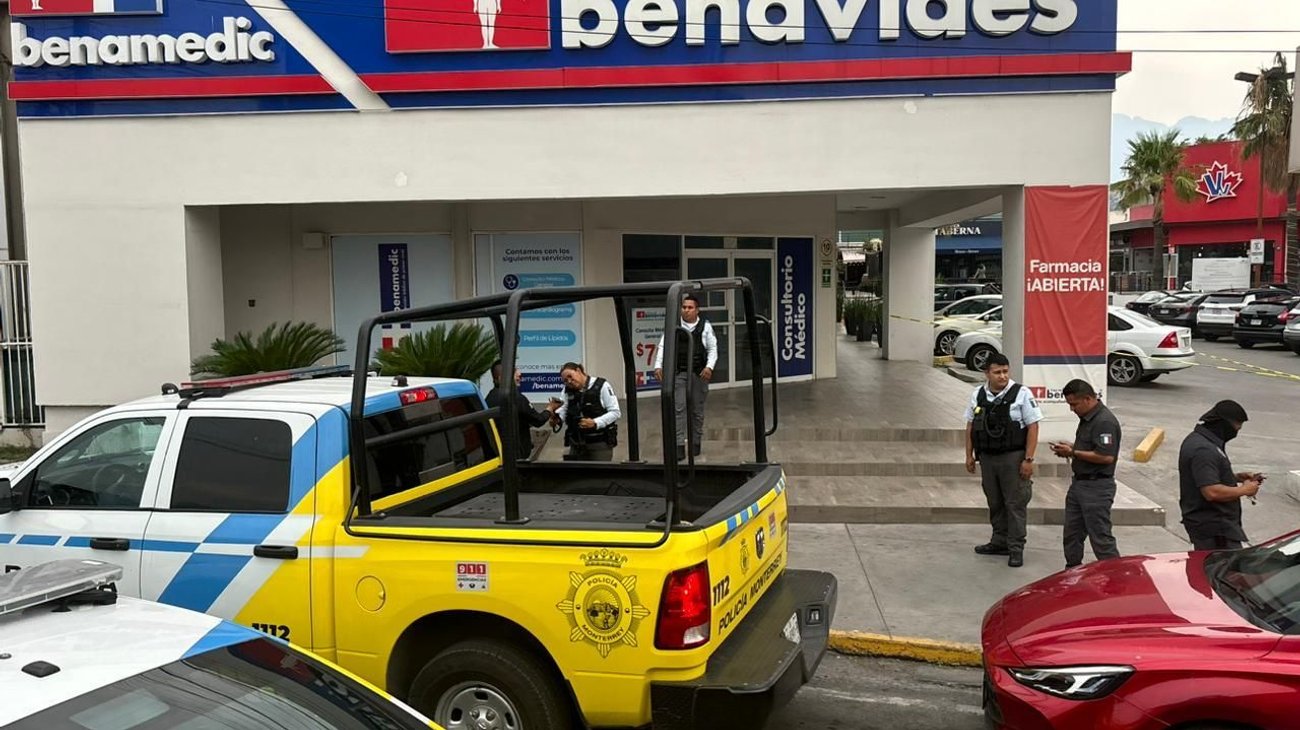 Aseguran vehículo vinculado a fraudes en Zona Tec