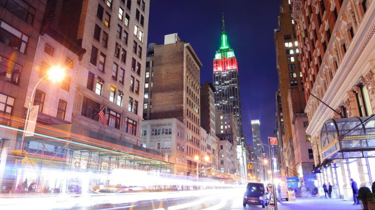 Detienen a tres jóvenes latinos por tiroteo en Times Square