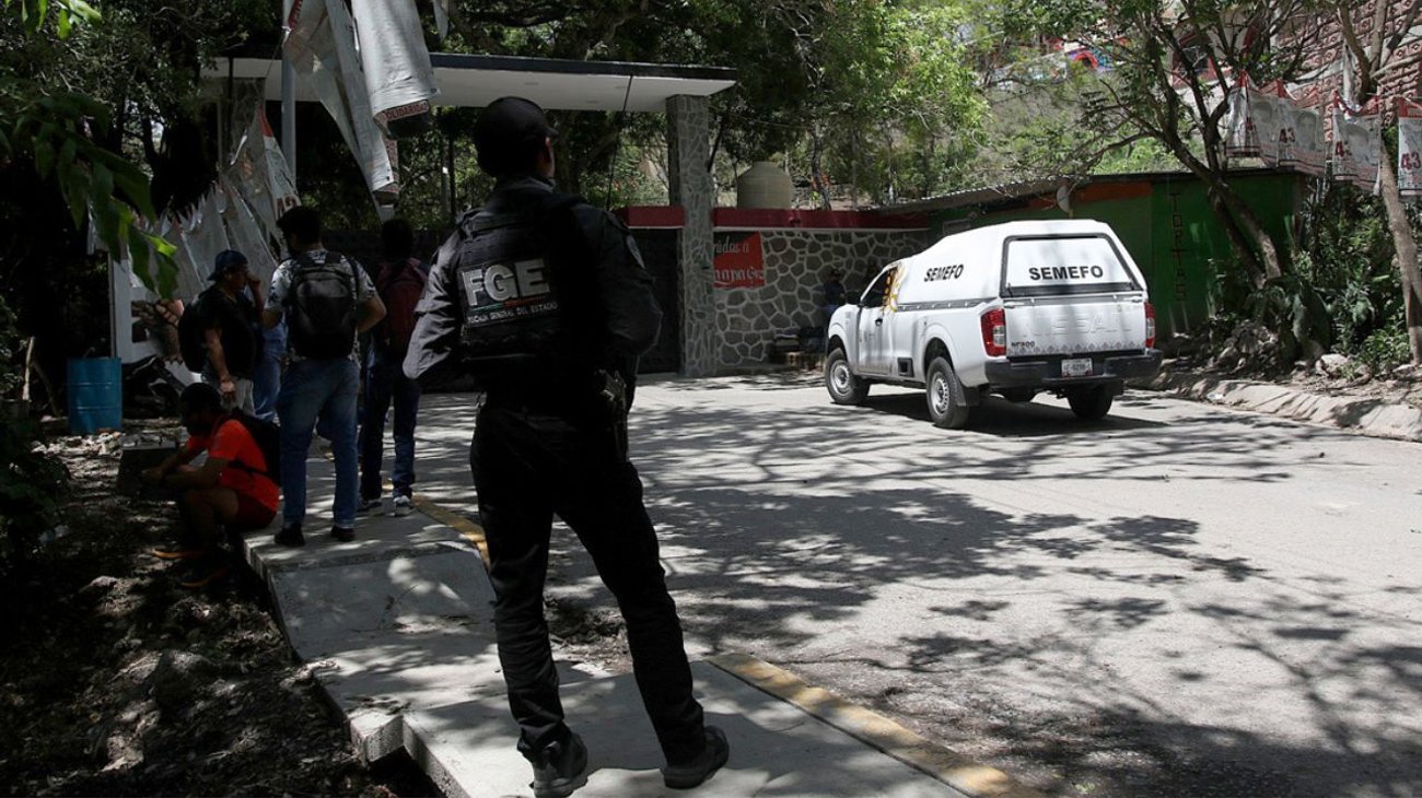 Explosión en escuela normal de Ayotzinapa deja un fallecido