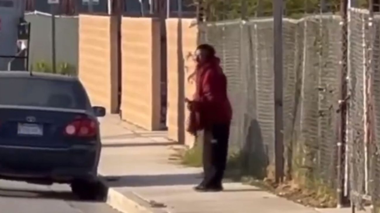 Hombre se come la pierna de un atropellado por el tren