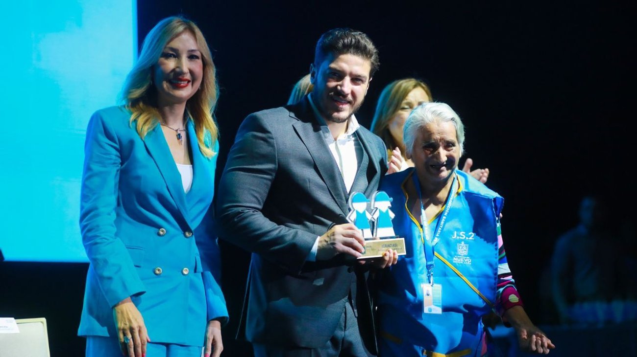 Festeja Gobierno de Nuevo León a promotores de salud