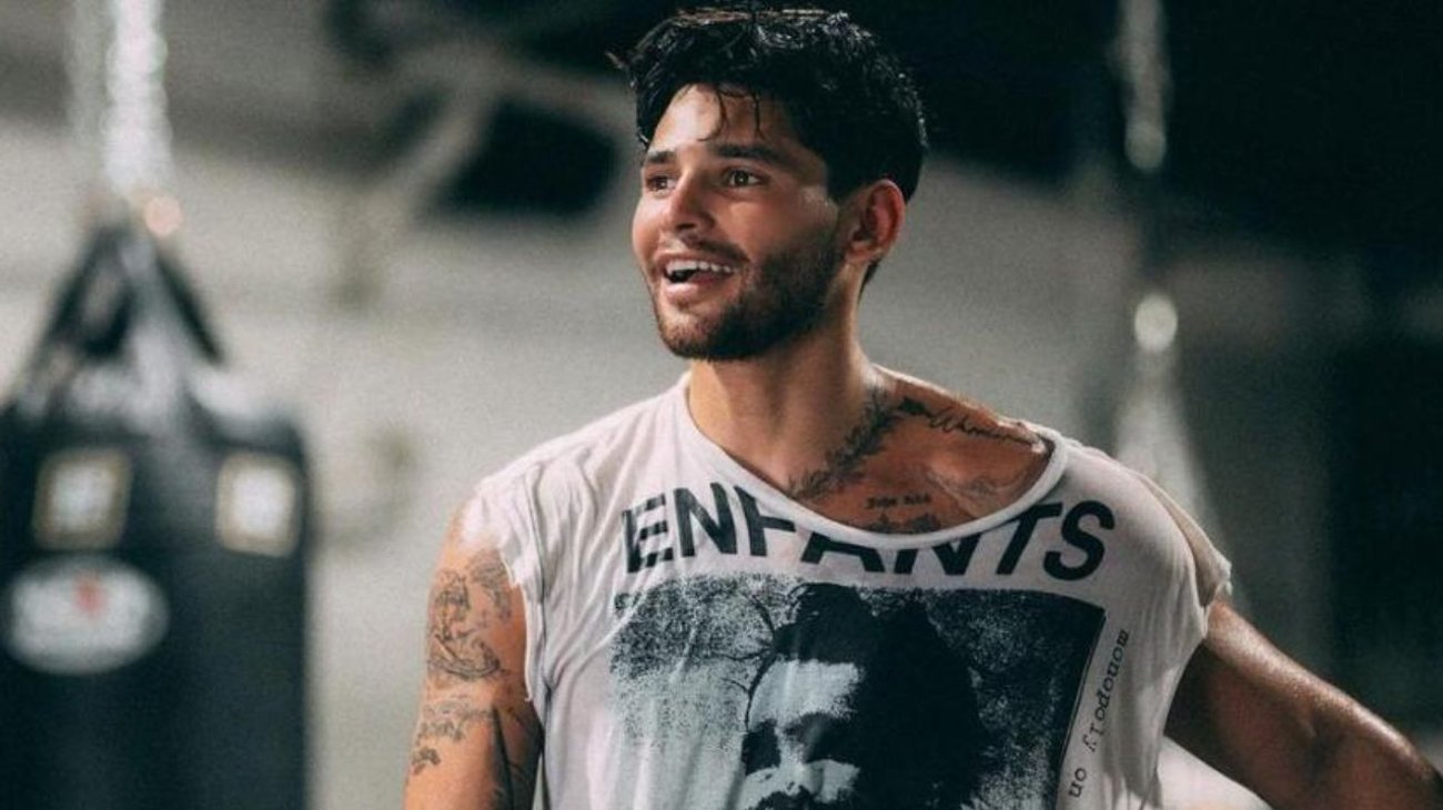Colapsa boxeador Ryan García; anuncia su muerte y abuso
