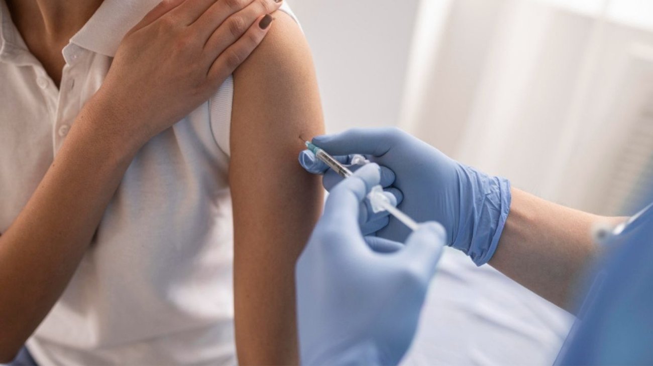 Piden vacunas contra el VPH para reducir cáncer en mujeres