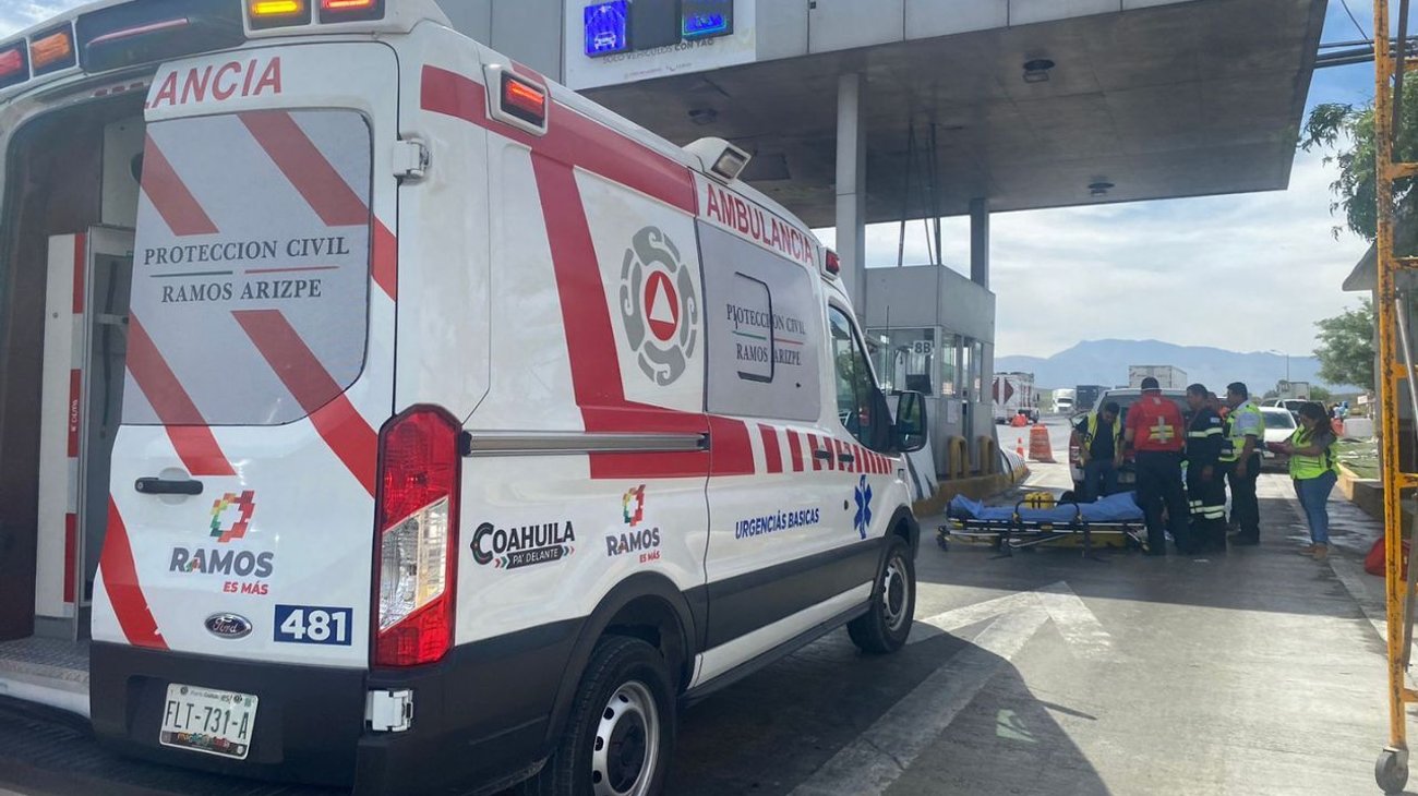 Cae trabajador de andamio de 5 metros de altura, en Coahuila