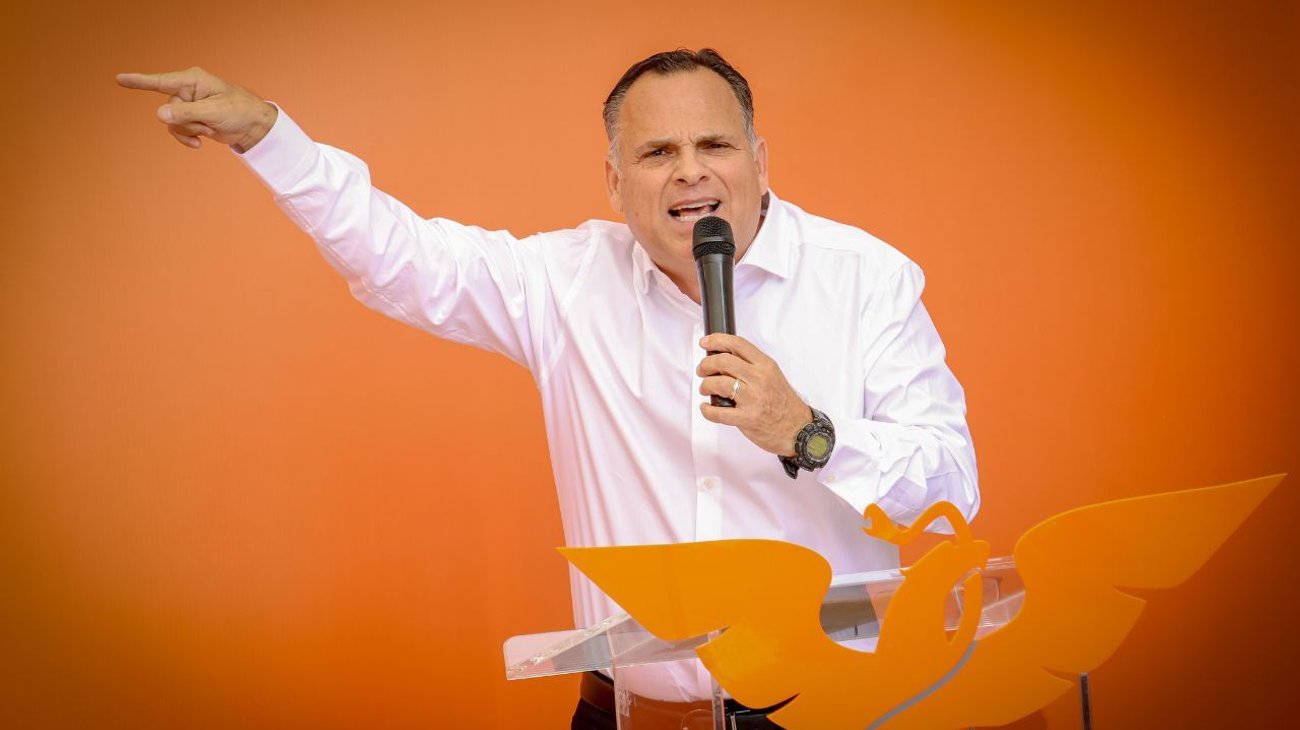 Se registra Óscar Cantú por MC para alcaldía de Apodaca