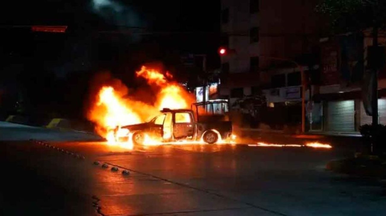 Indagan muerte de joven durante protesta por los 43