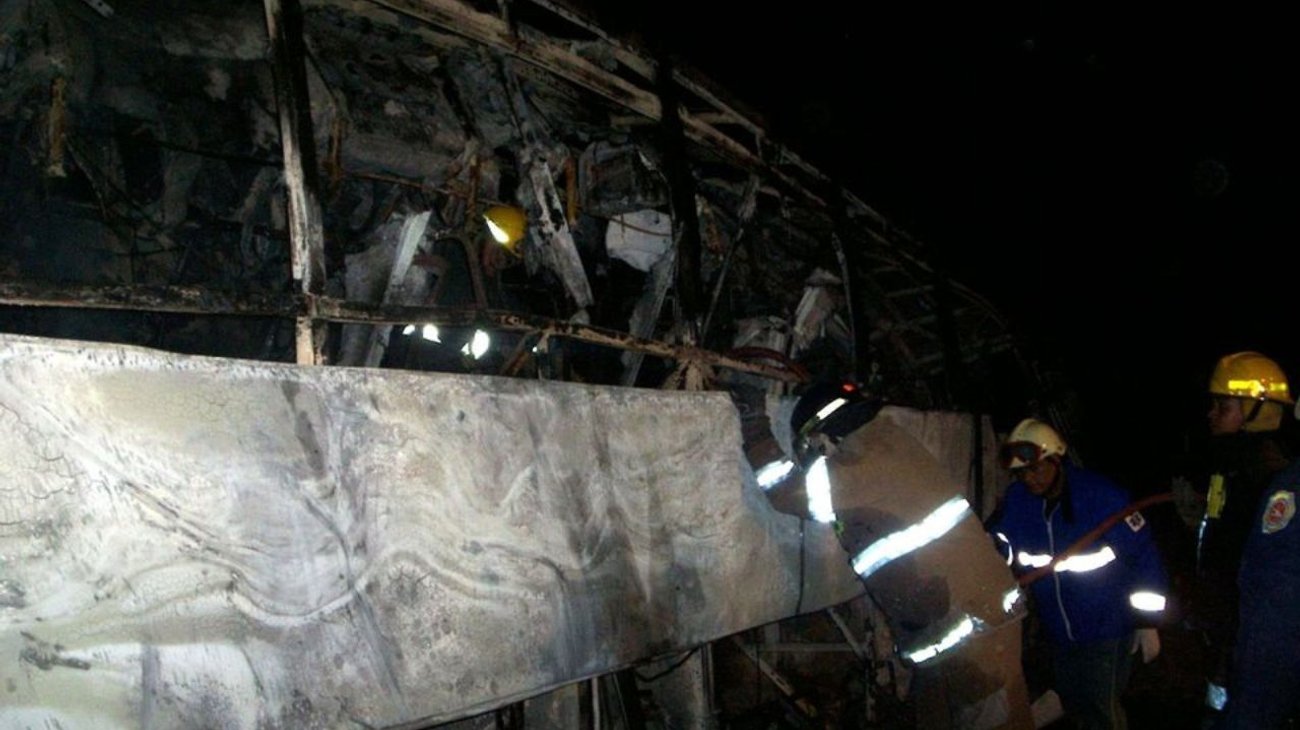 Deja accidente al menos 10 muertos en San Luis Potosí