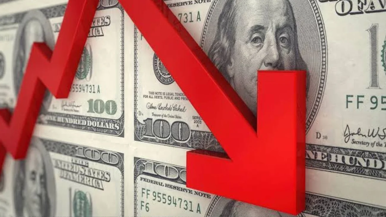 dolar_EUA_nuevo_minimo_7187a25df8