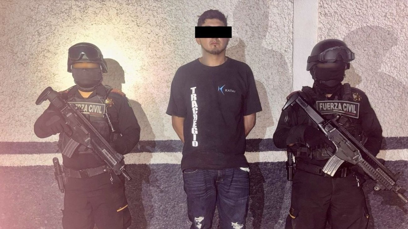 Detienen a dos hombres armados en García, Nuevo León