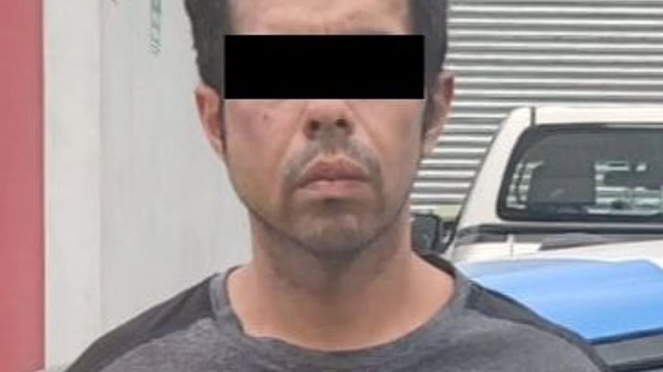 Lo detienen tras robarse un taxi frente a su dueño 