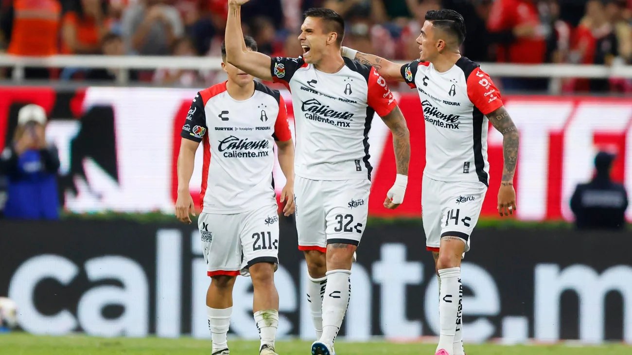 Atlas venció a Chivas en el Play In y enfrentará a Xolos