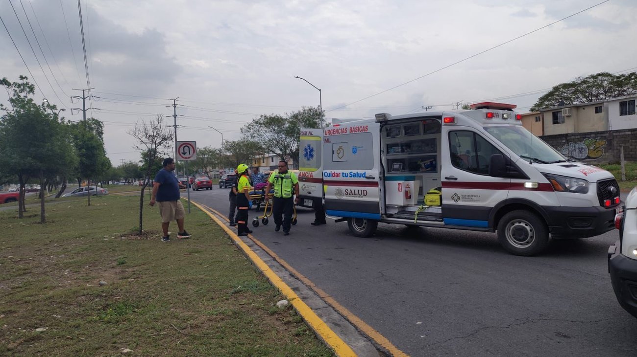 Volcadura deja cinco mujeres lesionadas en Guadalupe