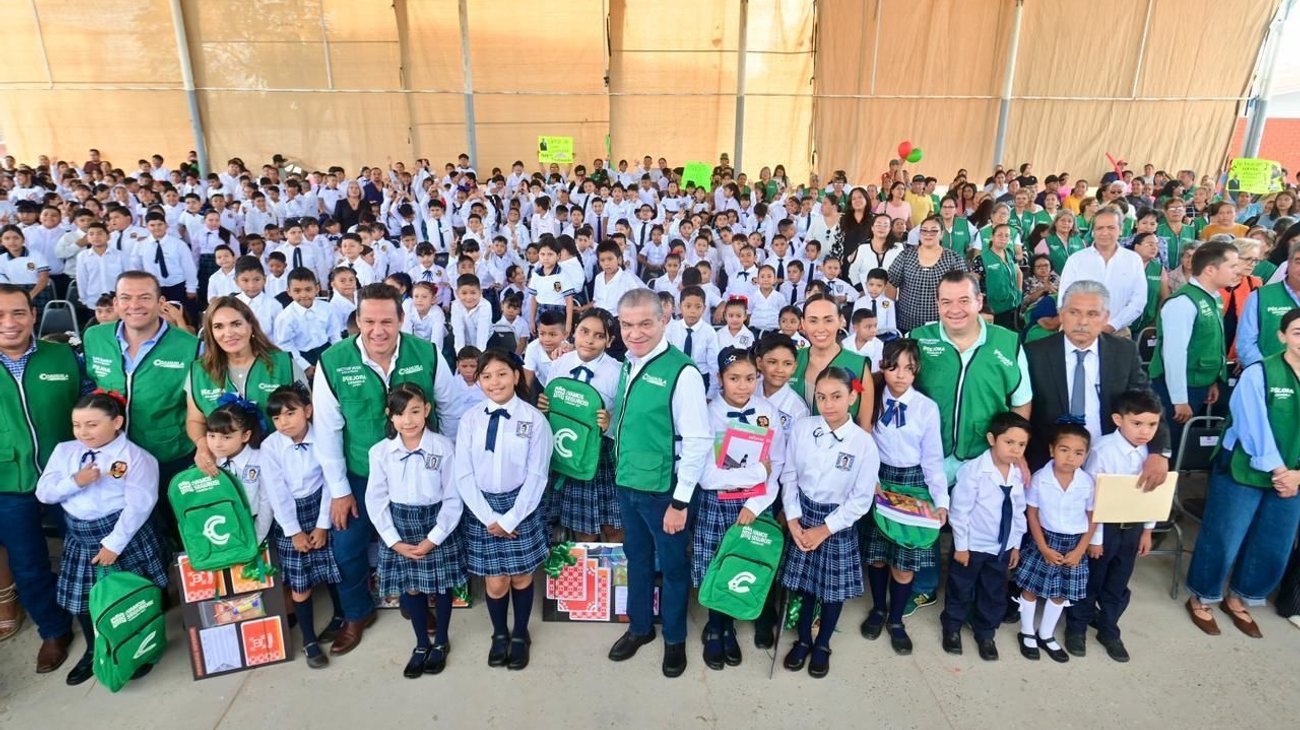 Más de 90 mil estudiantes regresan a clases en Torreón
