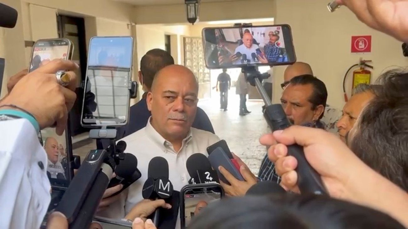 eduardo_govea_fiscal_doctoras_96db57ae0d