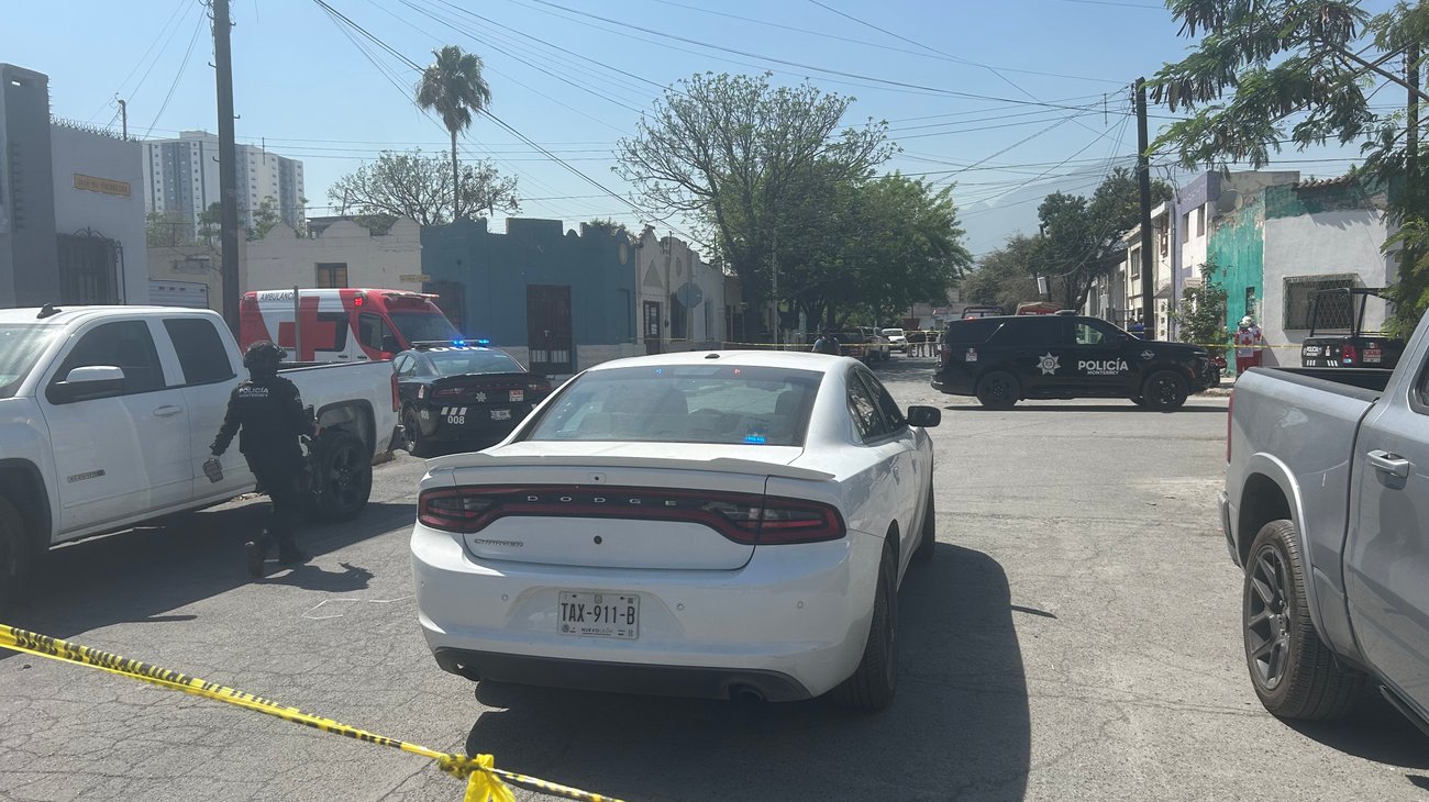 Ejecutan a hombre dentro de su camioneta en la colonia Industrial