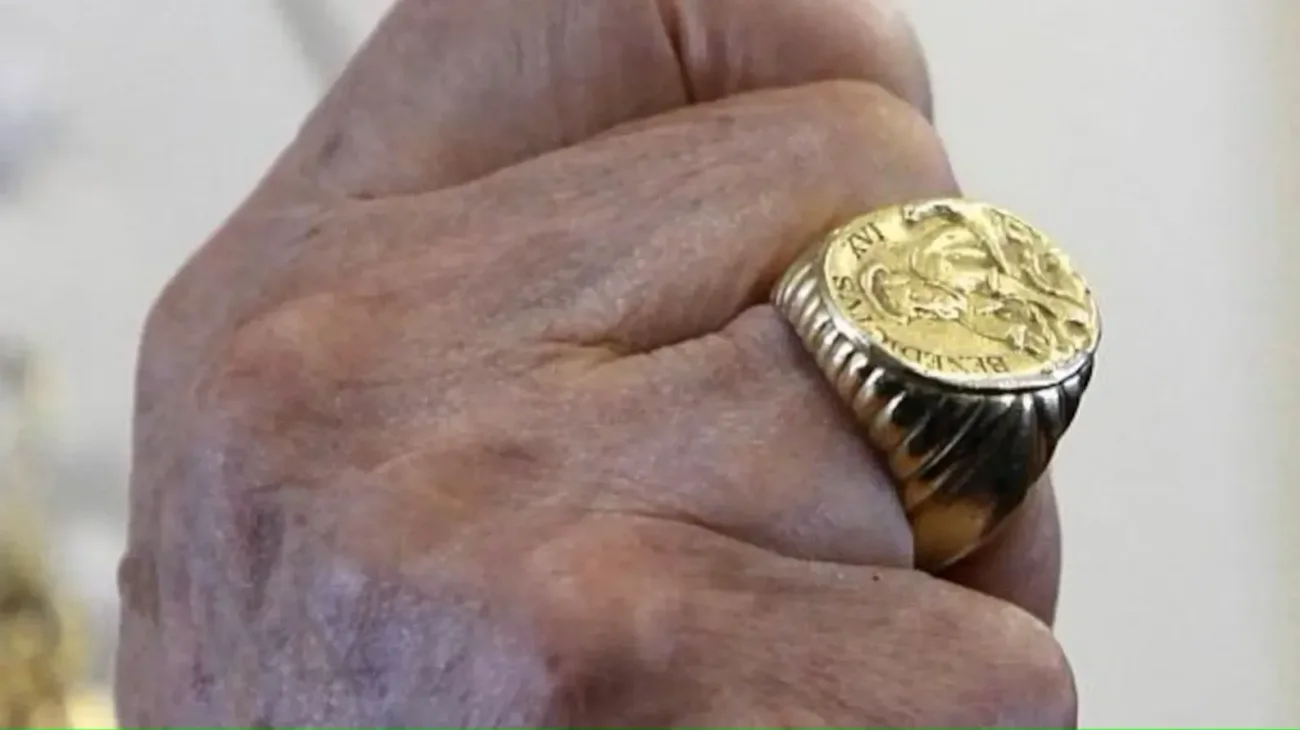 ¿Qué pasará con el anillo del pescador del Papa Francisco?