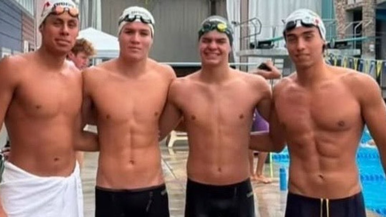 Rompen récord mexicano en relevo 4x50 de natación