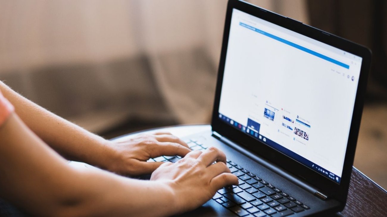 Detienen a joven por criticar al Gobierno mediante Facebook