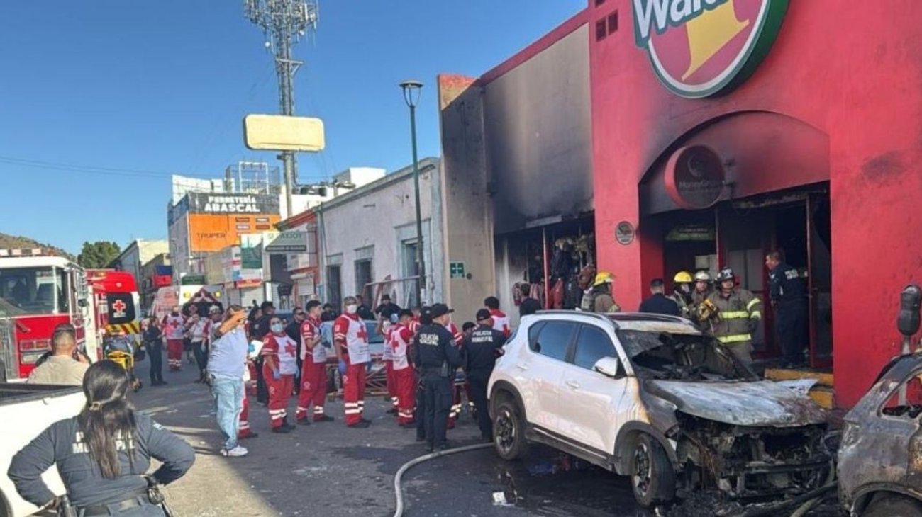 Retiran transformador de Waldo’s por investigación de incendio