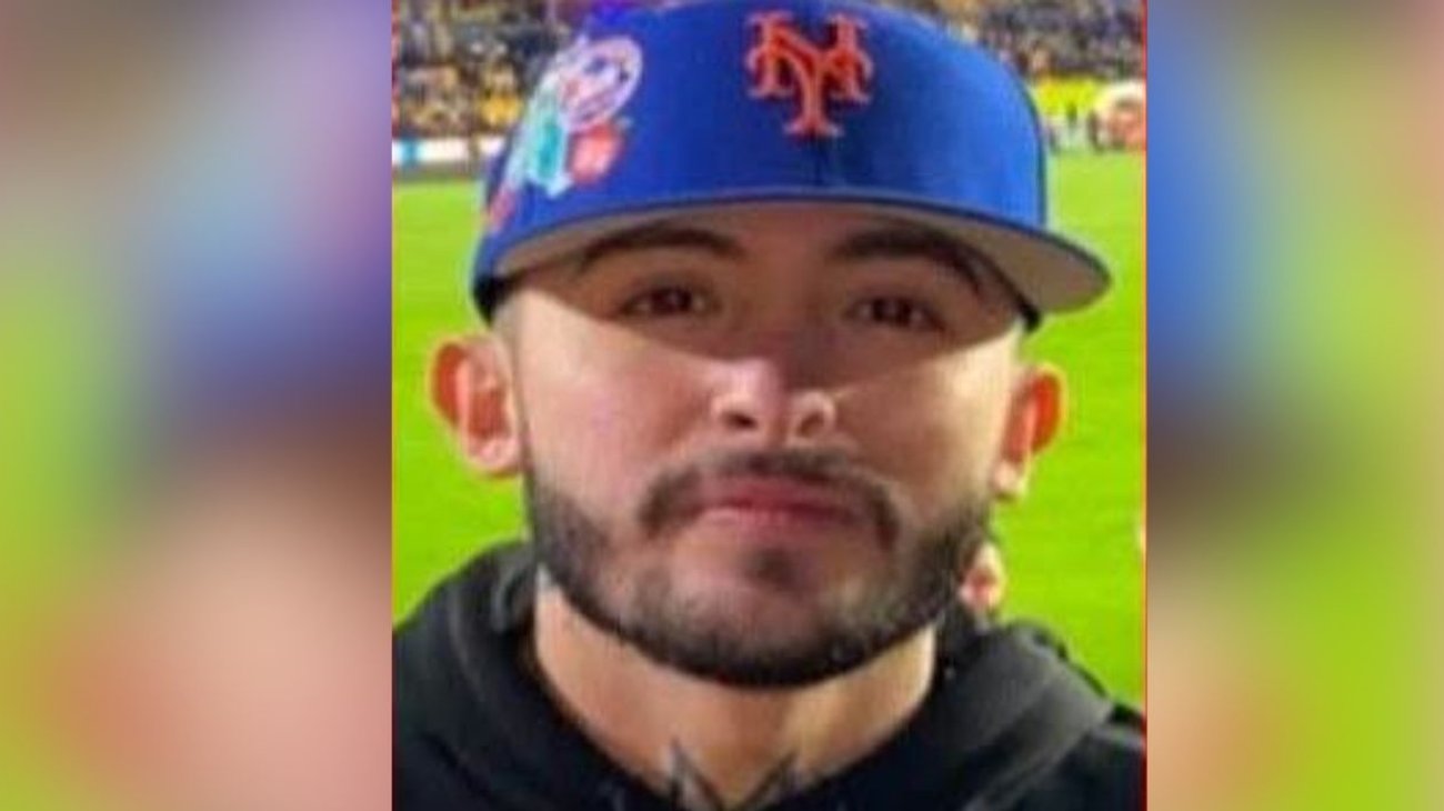 Desaparece joven en Apodaca; hallan abandonado su automóvil