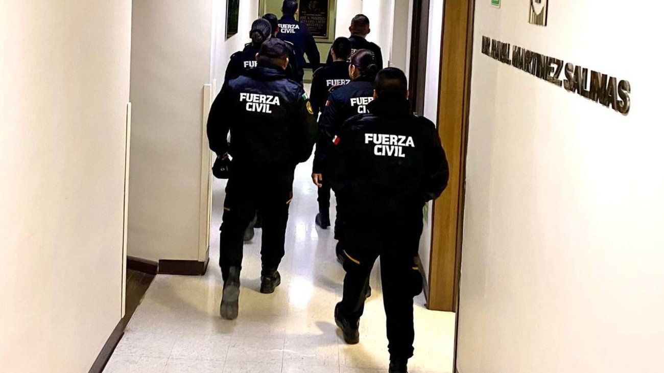 Agentes de Fuerza Civil donan sangre a joven agredida 