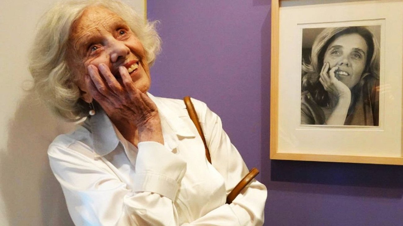 Elena Poniatowska galardonada con premio Carlos Fuentes
