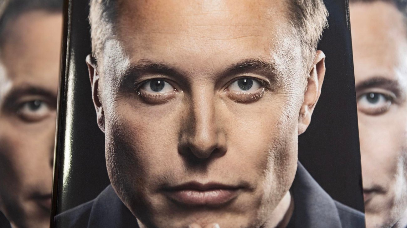 Elon Musk encabeza lista de los más ricos del mundo en 2023