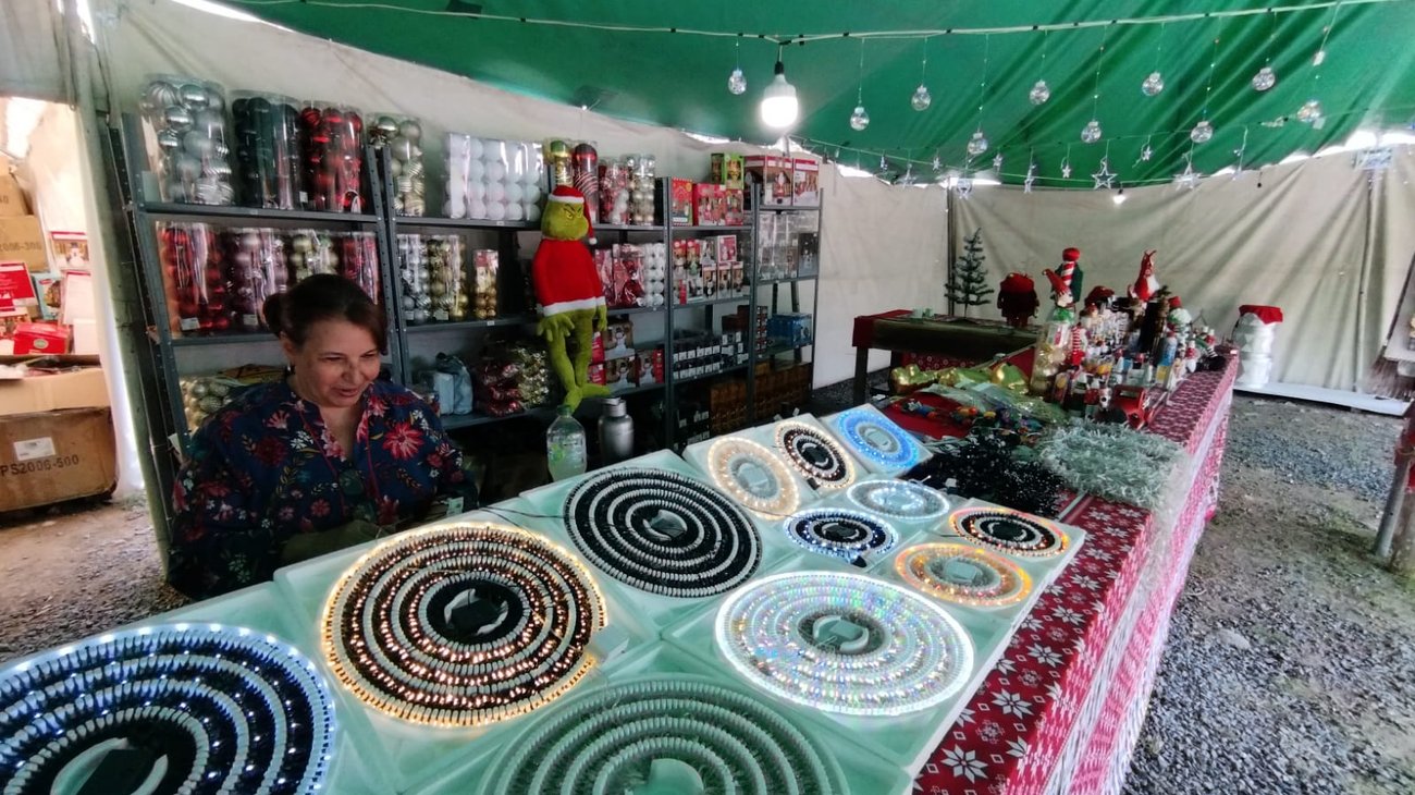 Comienzan las ferias de adornos para Navidad 