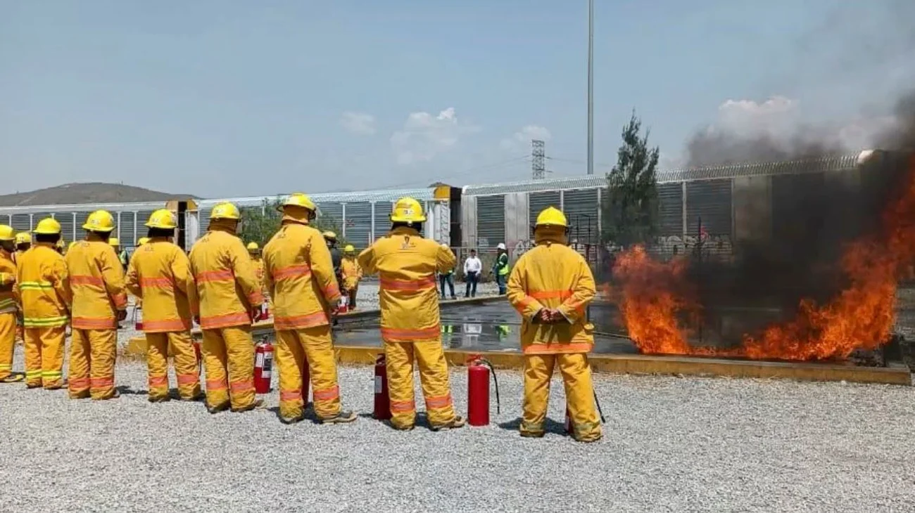 Invitan a más empresas a colaborar en protección civil industrial