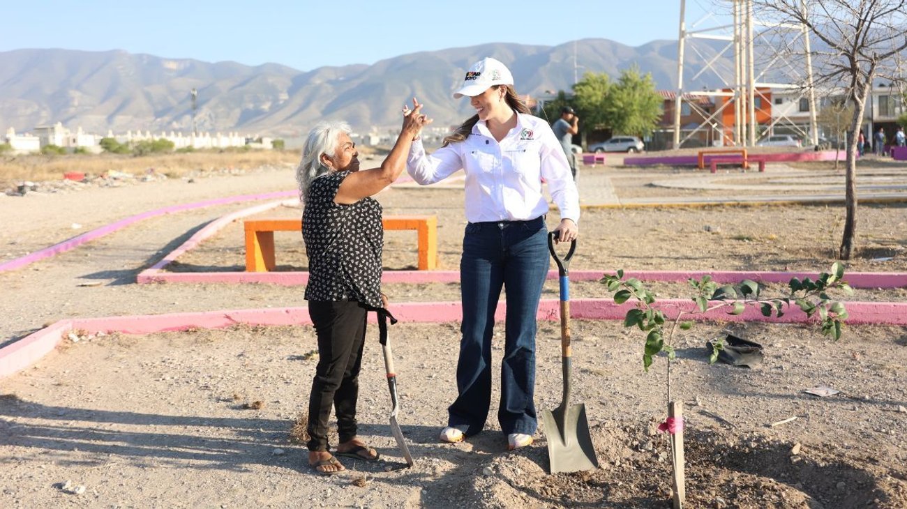 Marimar Arroyo inicia reforestación en Jardines de los Bosques