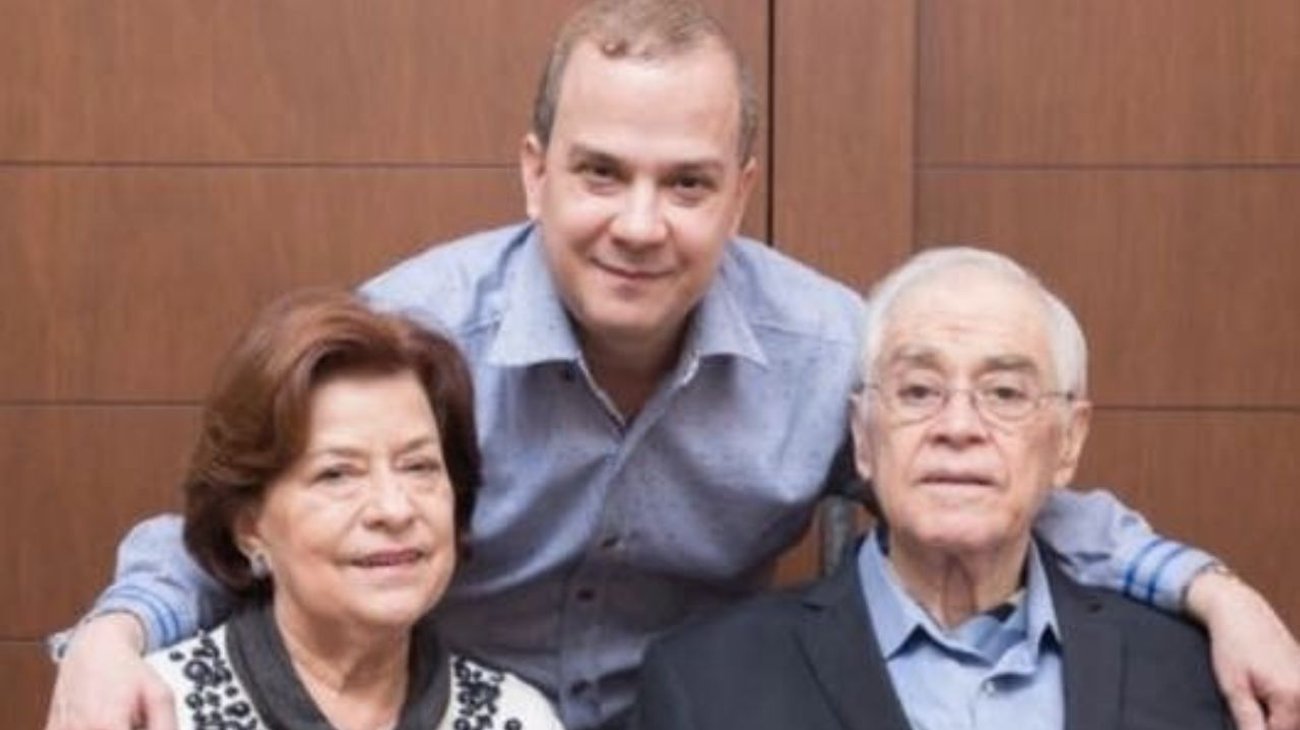 Hombre mata a su mamá y luego se quita la vida en San Pedro