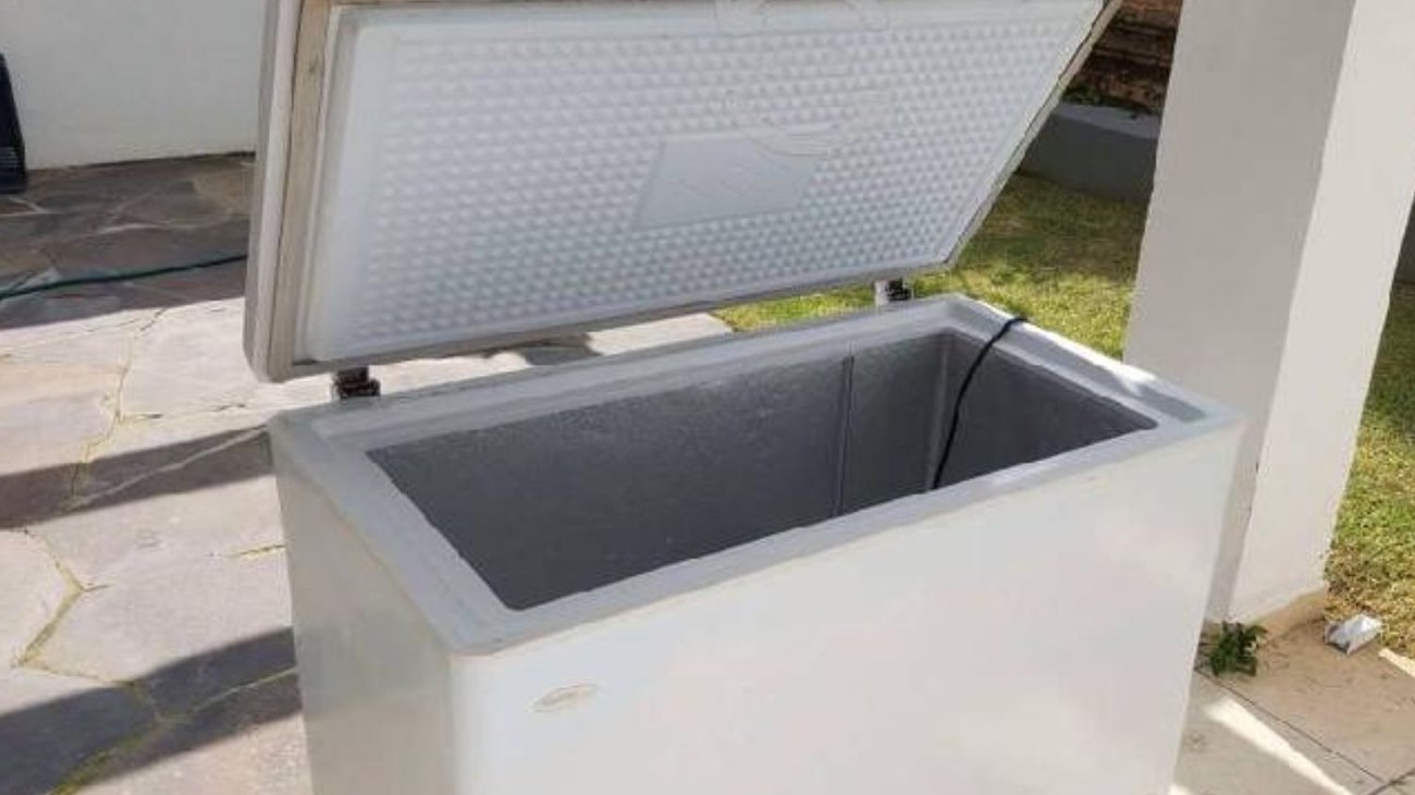 Hallan cuerpo de niño dentro de congelador en Argentina