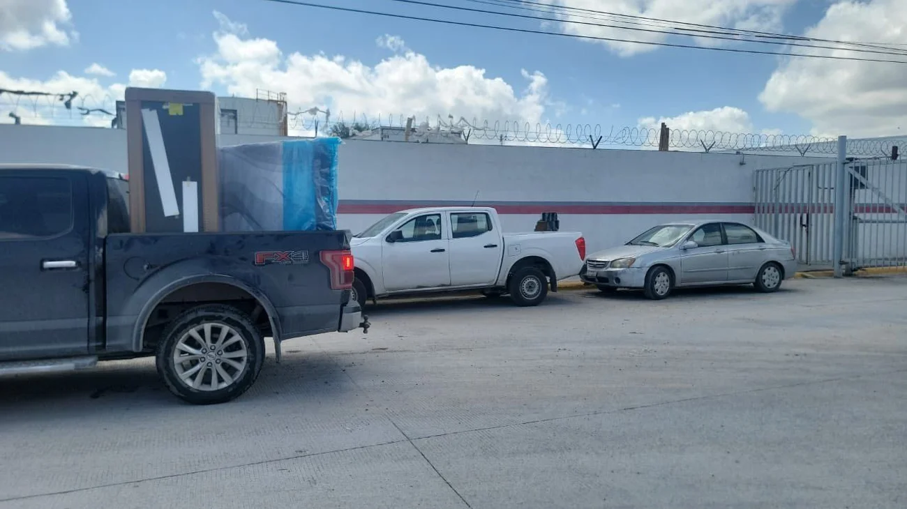 Reanudan entrega de apoyos a familias afectadas por inundaciones